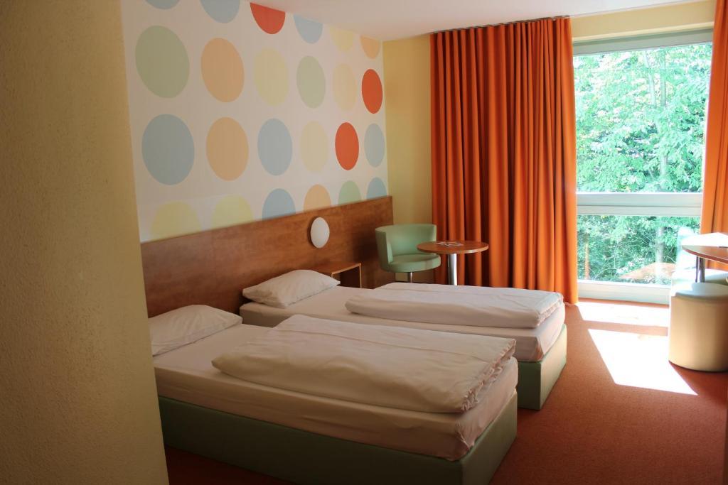Hotel Holledau Geisenhausen Habitación foto